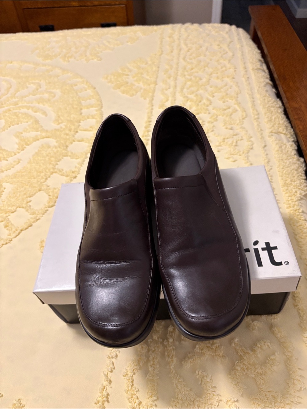 Women’s  Slip-On Dress Shoes in Dark Brown